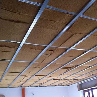 False ceiling in flexible wood fiber